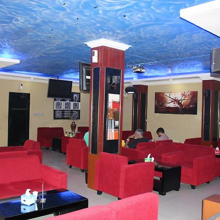 Hollywood Hotel Jakarta Eksteriør bilde