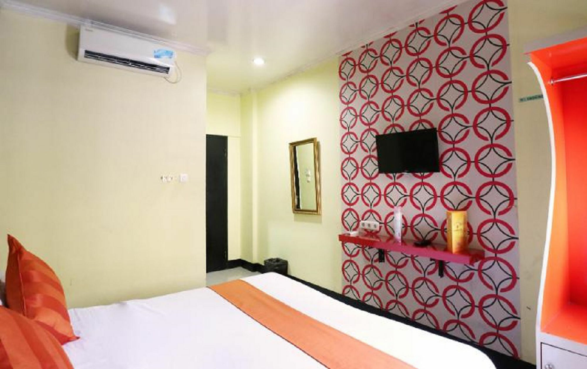 Hollywood Hotel Jakarta Eksteriør bilde